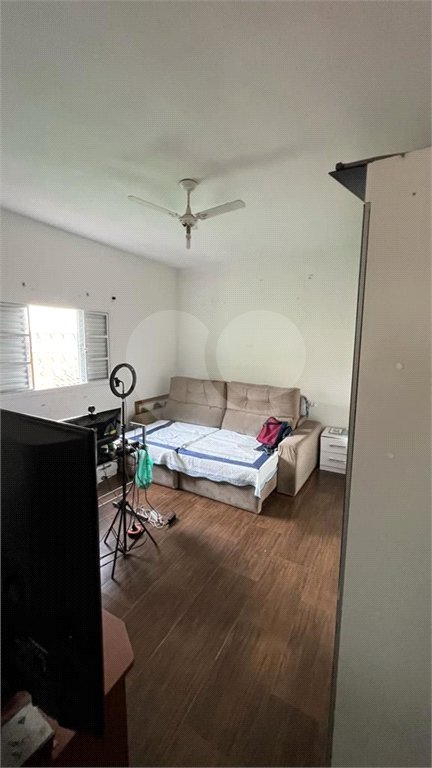 Sobrado à venda com 4 quartos, sendo 1 suíte, em Tremembé, São Paulo, SP
