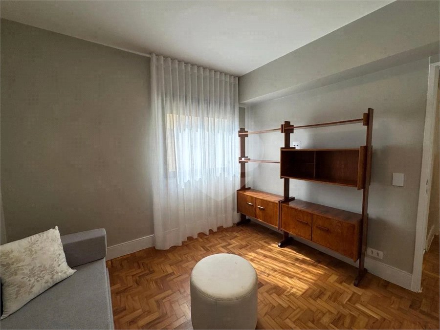 Apartamento para alugar com 3 quartos, sendo 1 suíte, em Jardim Paulista, São Paulo, SP