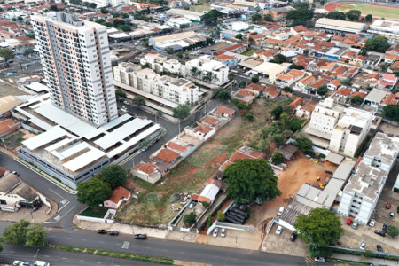 Terreno à venda no Centro, Araraquara, SP