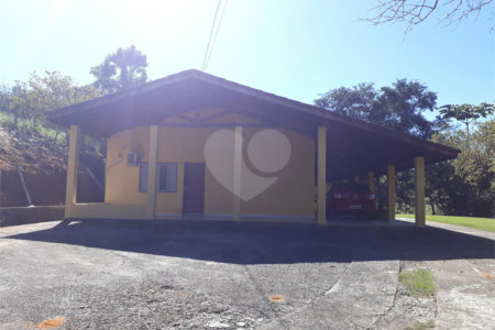 Sítio à venda com 9 quartos, sendo 7 suítes, no Centro, Monteiro Lobato, SP