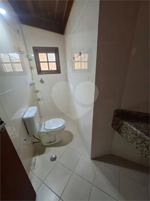 Casa para alugar com 4 quartos, sendo 2 suítes, no condomínio Palm Garden, São Paulo - SP