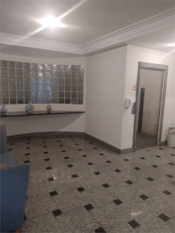 Apartamento à venda com 3 suítes em Vila Suzana, São Paulo, SP