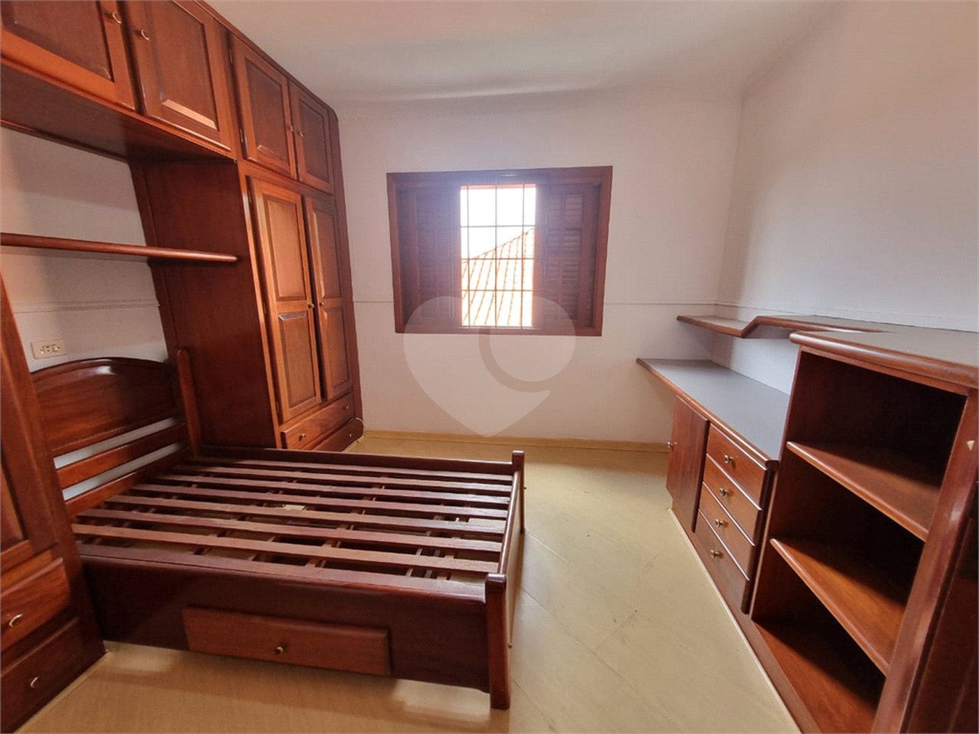 Sobrado à venda com 3 quartos, sendo 1 suíte, em City Recanto Anastácio, São Paulo, SP