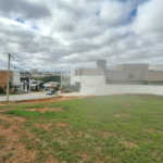 Terreno à venda no condomínio Helena Maria, Sorocaba - SP