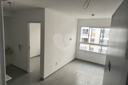 Apartamento à venda com 2 quartos em Loteamento Reserva Raposo, São Paulo, SP