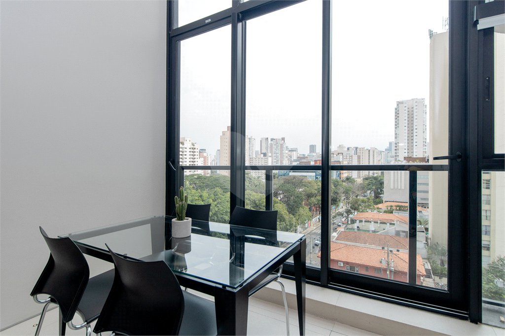 Apartamento à venda com 3 suítes em Vila Olímpia, São Paulo, SP