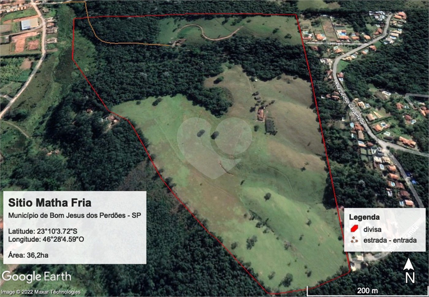 Fazenda à venda com 3 quartos em Cachoeirinha, Bom Jesus dos Perdões, SP