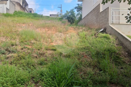 Terreno à venda com 1 suíte no condomínio Terras de São Francisco, Vinhedo - SP