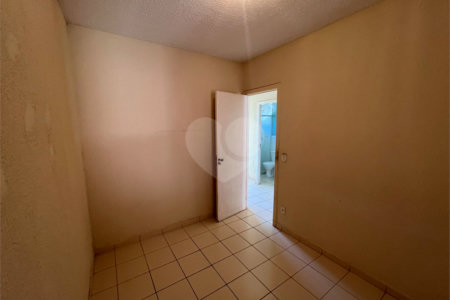 Casa à venda com 2 quartos em Vila Progresso, Itapetininga, SP