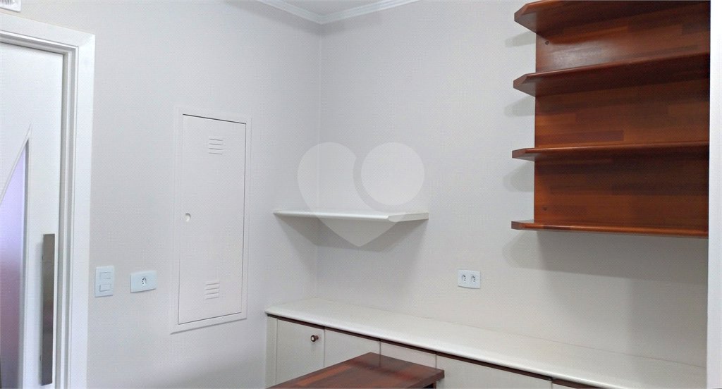 Cobertura à venda com 4 quartos, sendo 3 suítes,  em Vila Andrade, São Paulo, SP