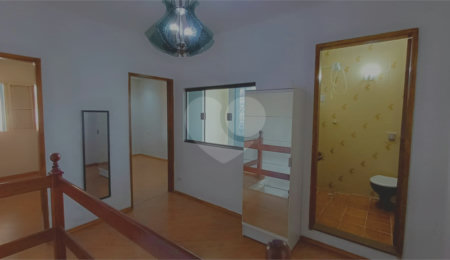 Sobrado à venda com 3 quartos em Bonfim, Osasco, SP