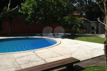 Casa à venda com 4 quartos, sendo 1 suíte, em Retiro Morumbi, São Paulo, SP