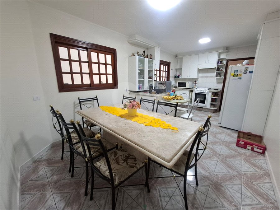 Sobrado à venda com 3 quartos, sendo 2 suítes, em Santana, São Paulo, SP
