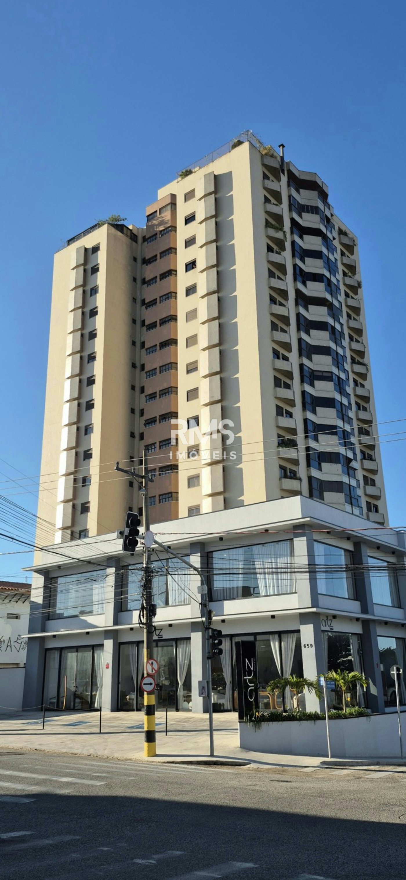 Apartamento à venda com 3 quartos e 1 suíte - Edifício Margherita - Itu SP