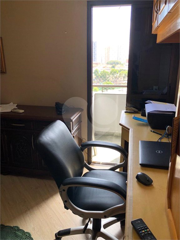 Apartamento à venda com 3 quartos, sendo 1 suíte, em Vila Azevedo, São Paulo, SP