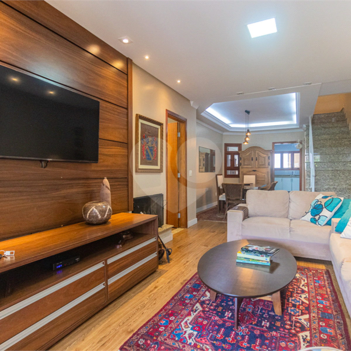 Casa à venda com 4 quartos, sendo 2 suítes, em Jardim Prudência, São Paulo, SP