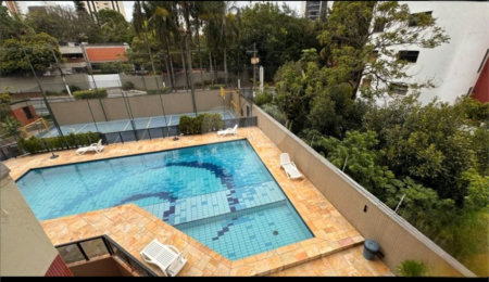 Apartamento à venda ou para alugar com 3 quartos, sendo 1 suíte,  em Vila Andrade, São Paulo, SP