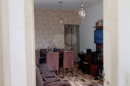 Apartamento à venda com 2 quartos em Vila Caputera, Mogi das Cruzes, SP