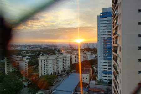 Apartamento à venda com 4 quartos, sendo 2 suítes, em Alto de Pinheiros, São Paulo, SP