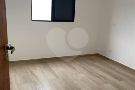 Casa à venda com 3 quartos, sendo 1 suíte, em Cidade dos Bandeirantes, São Paulo, SP