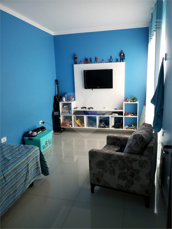 Casa à venda com 3 quartos, sendo 1 suíte,  em Montanhão, São Bernardo do Campo, SP