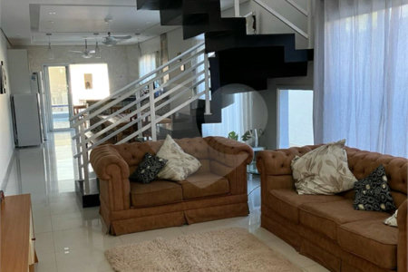 Casa à venda com 4 quartos, sendo 2 suítes,  no condomínio Morada da Praia, Bertioga - SP