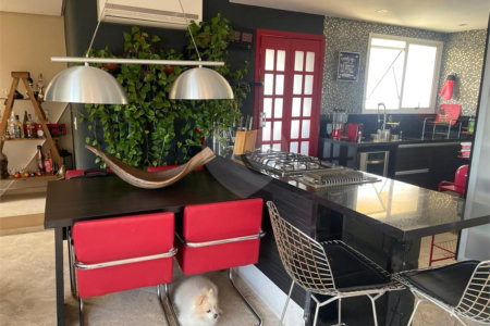 Cobertura à venda com 3 quartos, sendo 1 suíte,  em Vila Andrade, São Paulo, SP