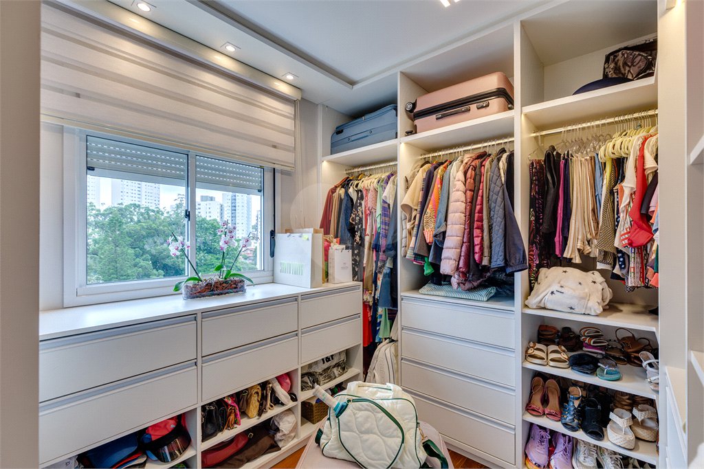 Apartamento à venda com 3 quartos, sendo 2 suítes, em Jardim Marajoara, São Paulo, SP