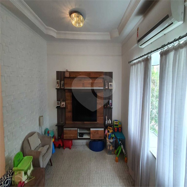 Casa à venda com 3 suítes no condomínio Portal dos Ipês, Indaiatuba - SP