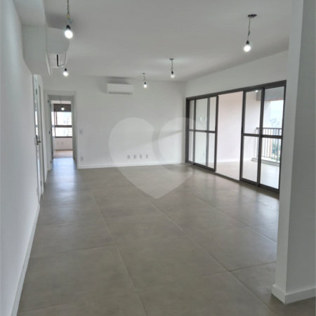 Apartamento à venda com 3 suítes em Alto da Mooca, São Paulo, SP