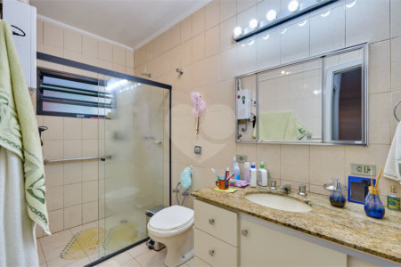 Casa de Vila à venda com 3 quartos, sendo 2 suítes, em Granja Julieta, São Paulo, SP