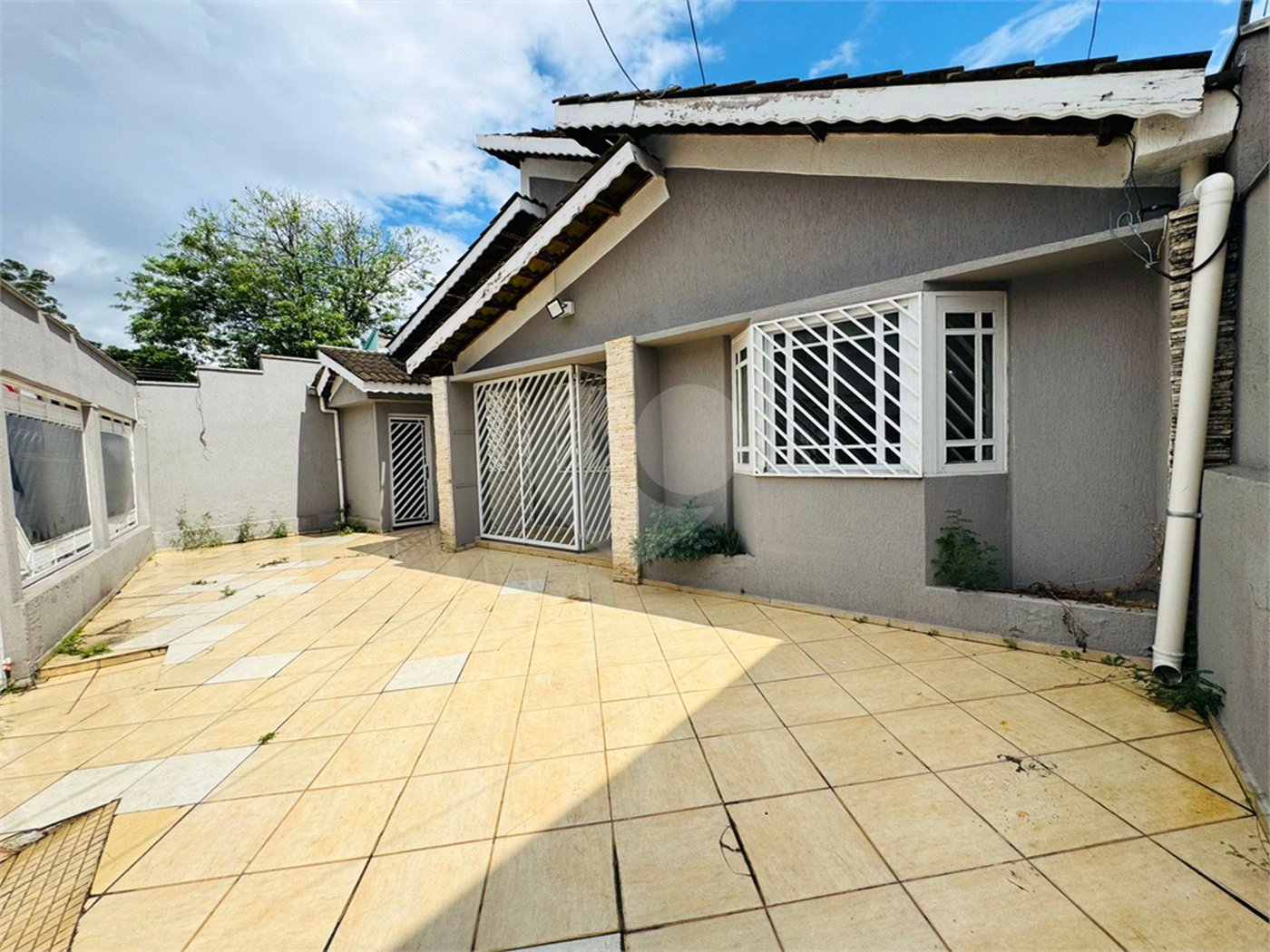 Casa à venda com 3 quartos, sendo 1 suíte, em Vila Galvão, Guarulhos, SP