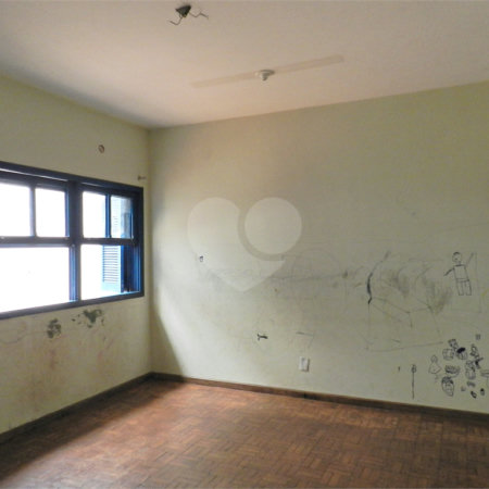 Casa à venda com 3 quartos, sendo 1 suíte,  em Jardim Sumaré, Ribeirão Preto, SP