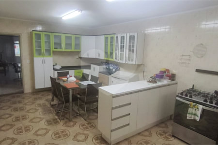 Casa à venda com 3 quartos, sendo 1 suíte,  em Jardim Vila Galvão, Guarulhos, SP