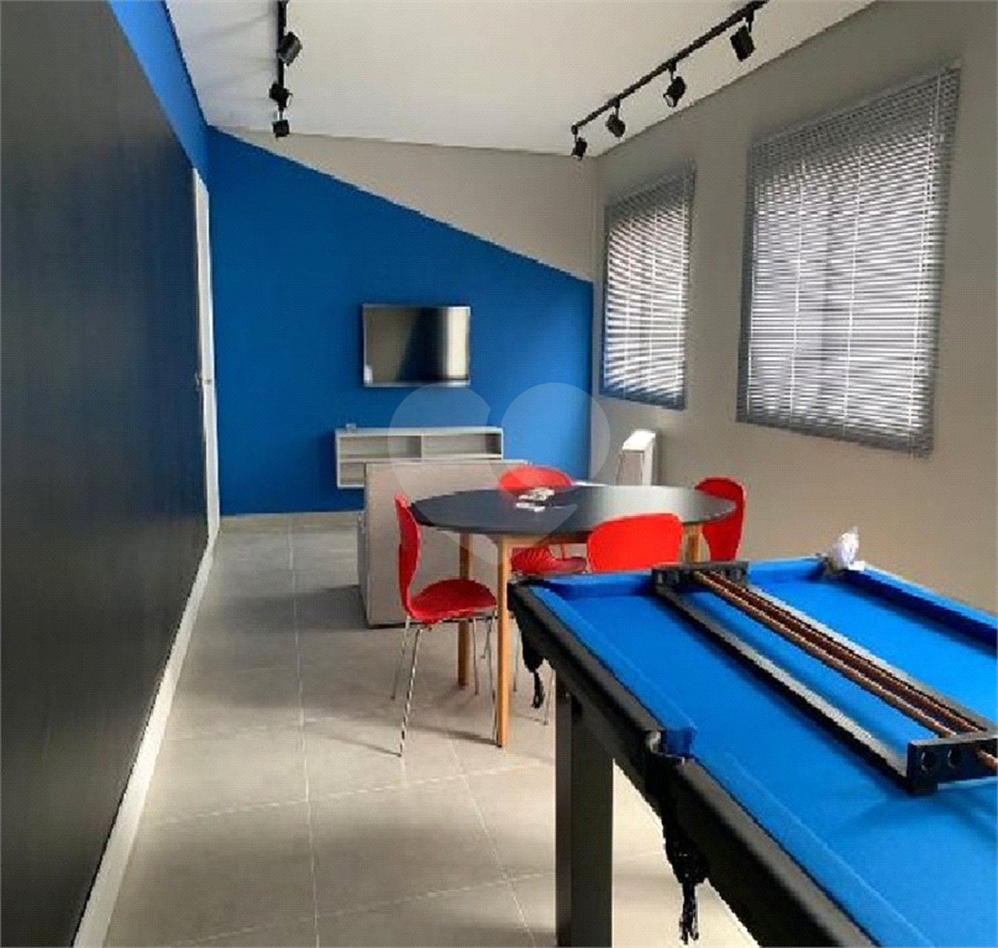 Apartamento à venda com 2 quartos em Vila Santo Antônio, Ferraz de Vasconcelos, SP