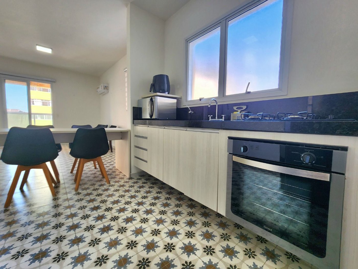 Apartamento com 2 dormitórios, 73 m² - venda por R$ 960.000,00 ou aluguel por R$ 6.000,00/mês - Ponta da Praia - Santos/SP