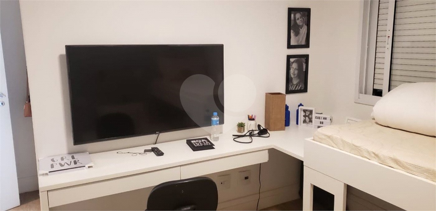 Apartamento à venda com 3 suítes em Rio Pequeno, São Paulo, SP