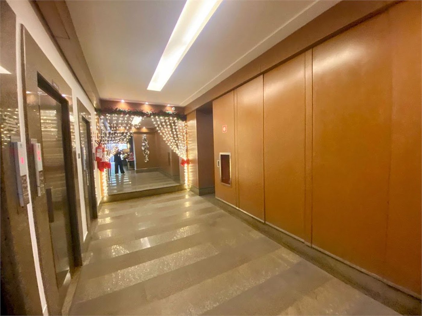 Apartamento Residencial à venda, Centro, Guarujá - AP1385.