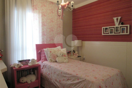 Apartamento à venda com 4 quartos, sendo 3 suítes, em Jardim Londrina, São Paulo, SP