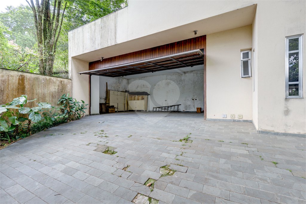 Casa à venda com 4 quartos, sendo 3 suítes, em Jardim Marajoara, São Paulo, SP