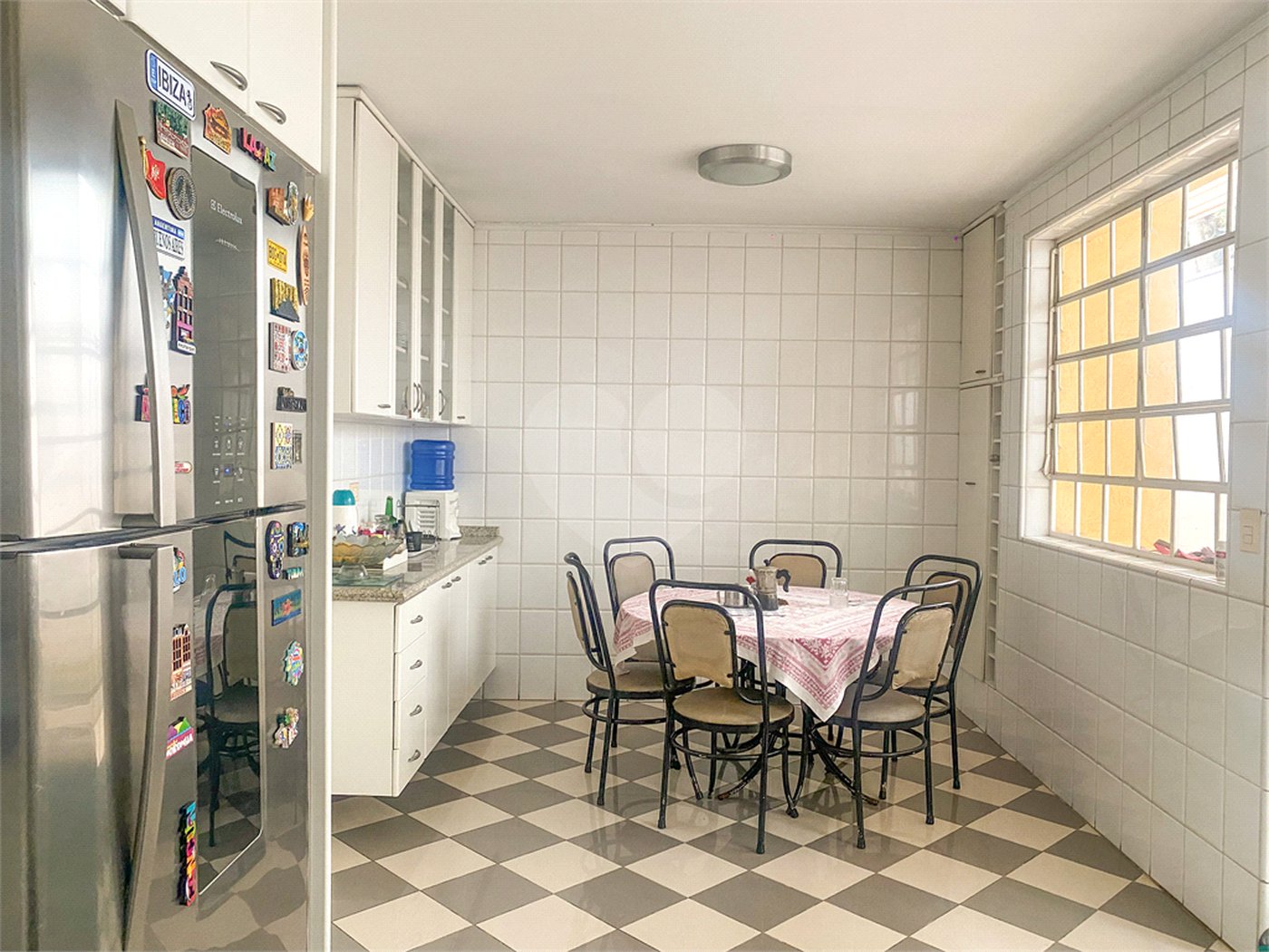 Casa de Vila à venda com 5 quartos, sendo 4 suítes, em Chácara Santo Antônio, São Paulo, SP