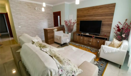 Sobrado à venda com 4 quartos, sendo 1 suíte,  em Vila Sônia, São Paulo, SP