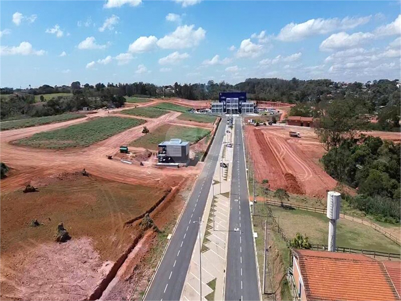 Terreno à venda no condomínio Eixo Esplanada, Vargem Grande Paulista - SP