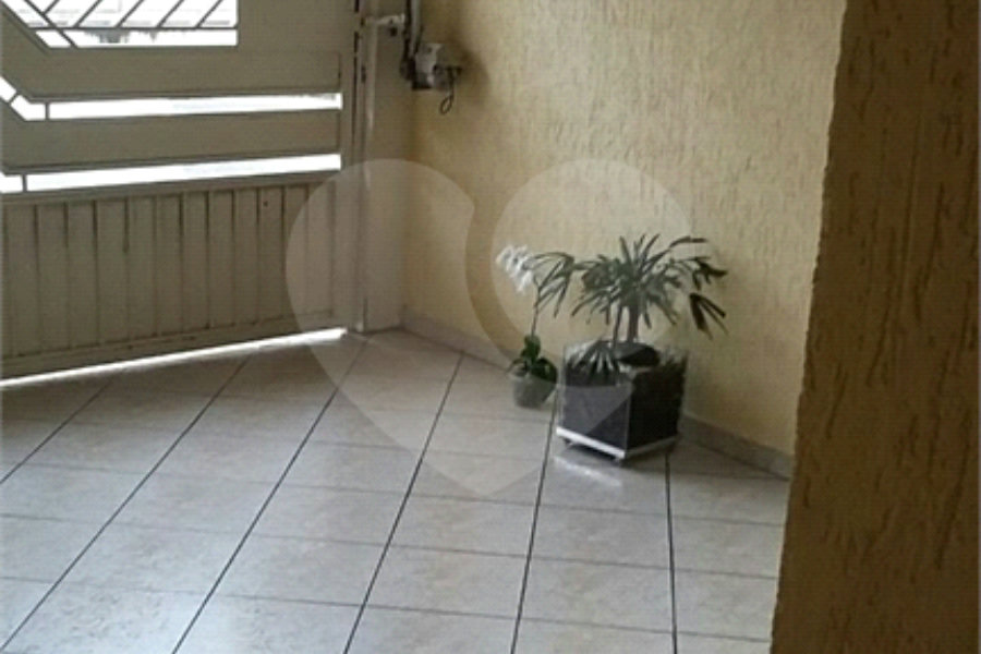 Sobrado à venda com 3 quartos, sendo 1 suíte, em Vila Guilherme, São Paulo, SP