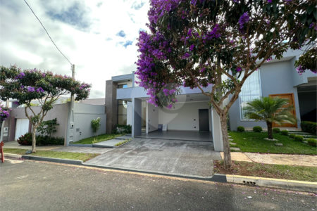 Casa à venda no Condomínio Faixa Azul - São Carlos/SP
