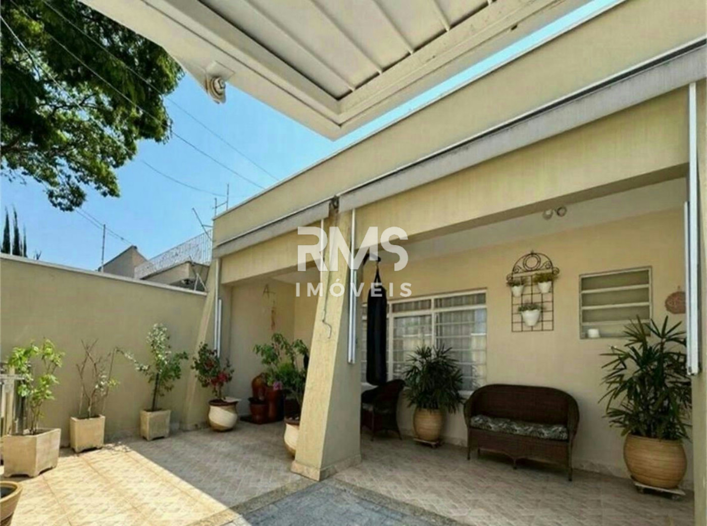 Casa à venda com 4 quartos, sendo 1 suíte,  no Brasil, Itu, SP