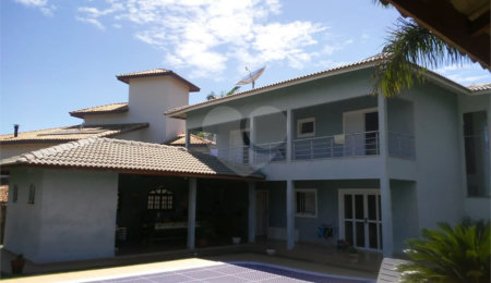 Casa à venda com 3 suítes no condomínio Residencial dos Lagos, Itupeva - SP