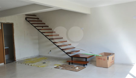 Casa à venda com 3 quartos, sendo 1 suíte,  no condomínio Estancia da Serra / Residencial Nova Mairipora, Mairiporã - SP