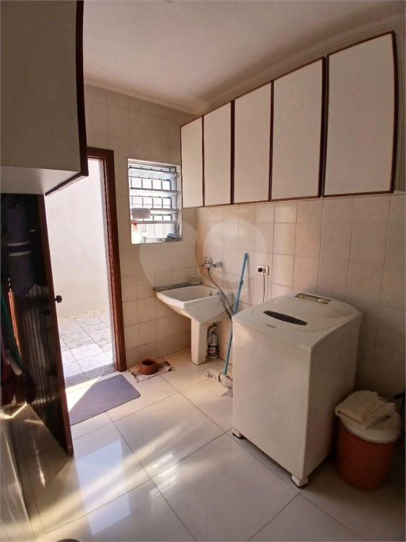 Sobrado à venda com 4 quartos, sendo 2 suítes, em Vila Constança, São Paulo, SP