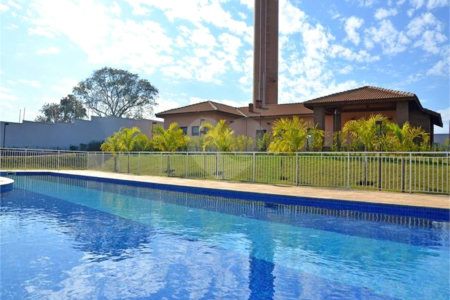 Casa à venda ou para alugar com 4 quartos, sendo 1 suíte, no condomínio Mirante dos Ipês, Salto - SP